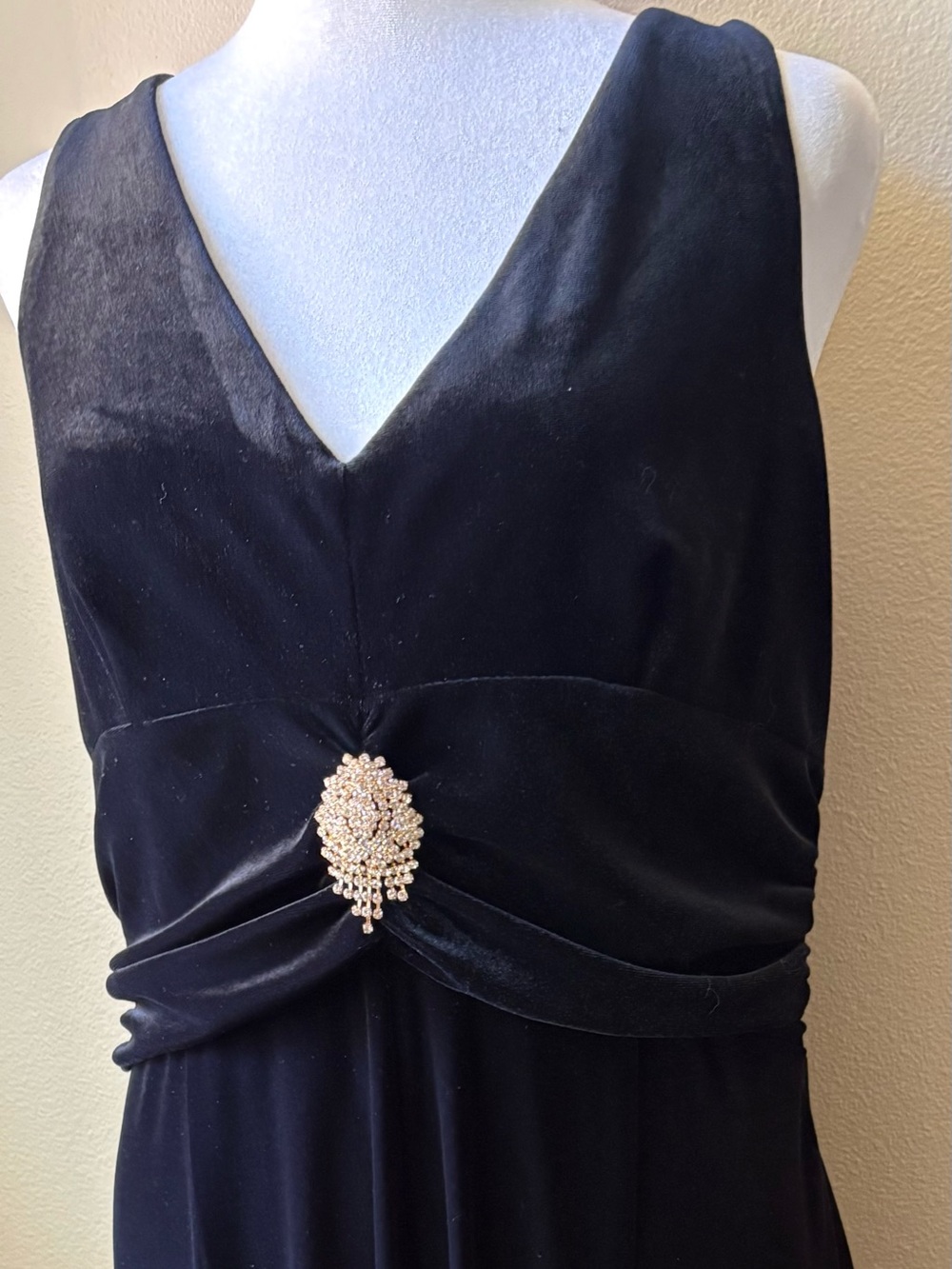 Dressbarn Collection Black Velvet V-Neck Ruched Rhinestone Zip Fit & Flare Dress